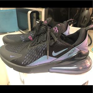 Men’s Nike Air Max 270 Size 9 Flyknit